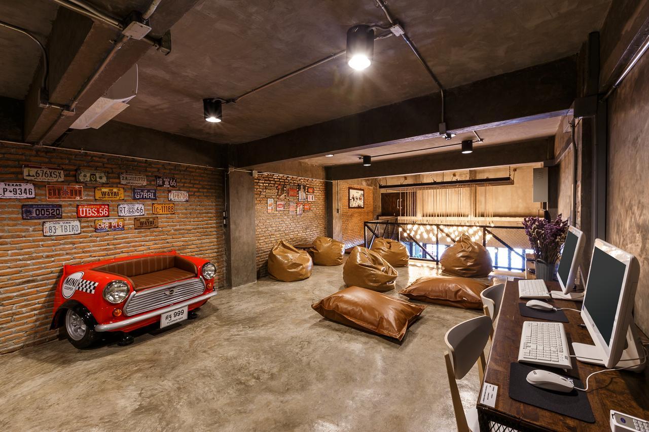 Sleepover Hostel Ban Bang Khwang Exterior photo